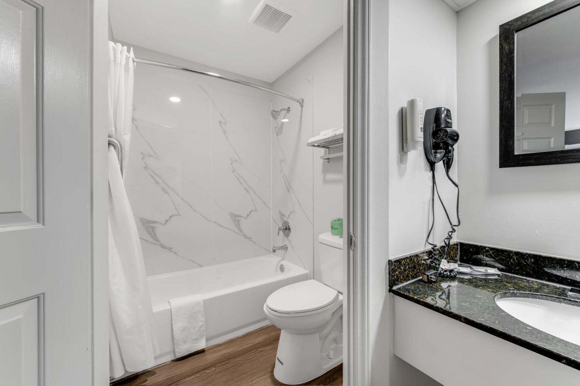 Quality Inn Laurinburg Eksteriør billede