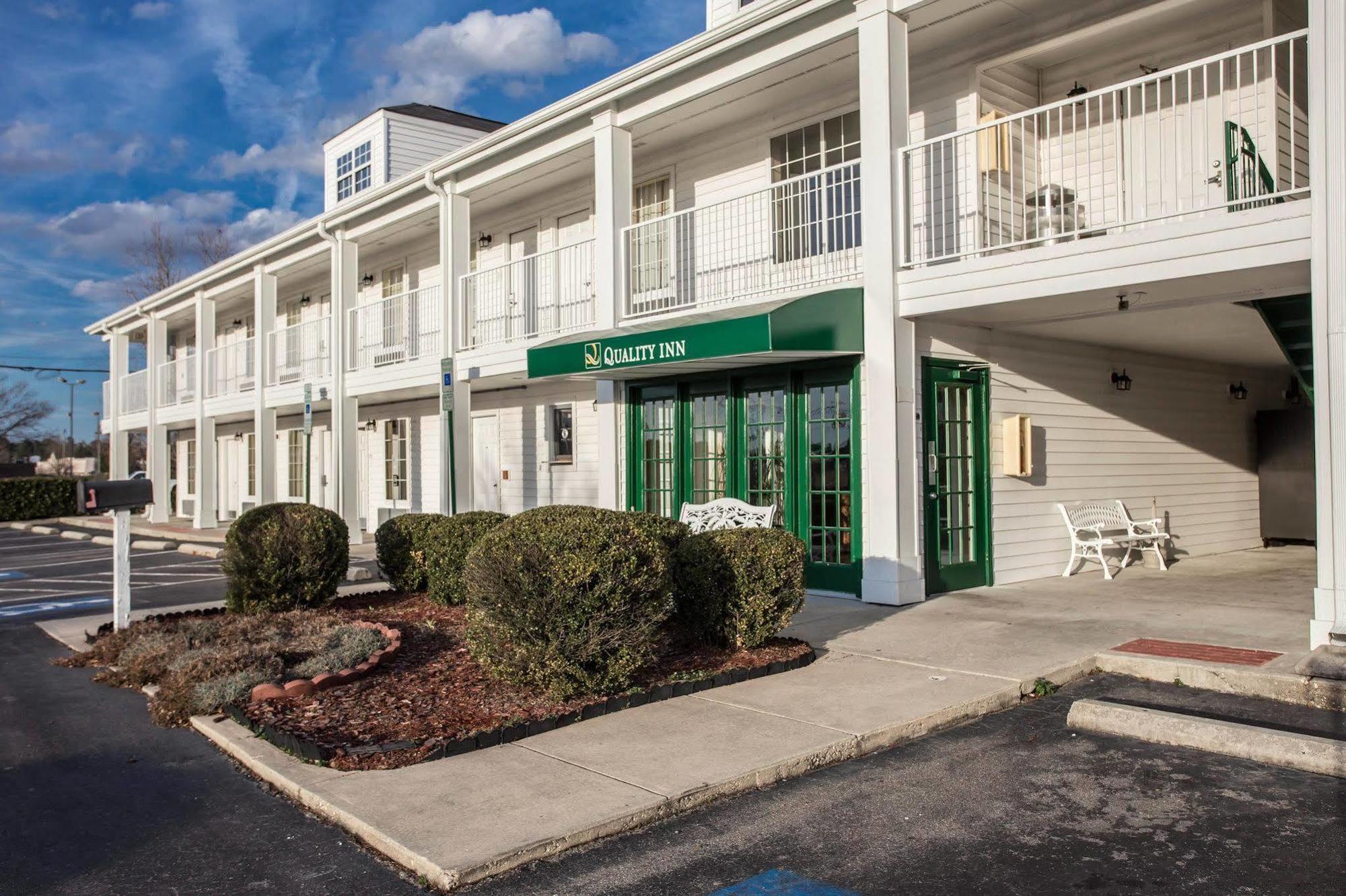 Quality Inn Laurinburg Eksteriør billede